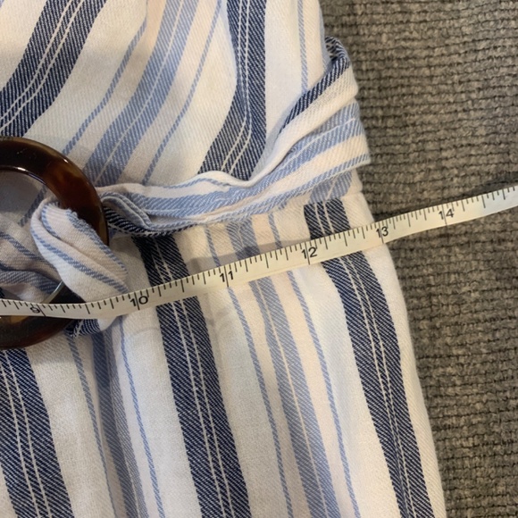 Crystal sky one piece jumper size medium white with blue stripes - Picture 8 of 8